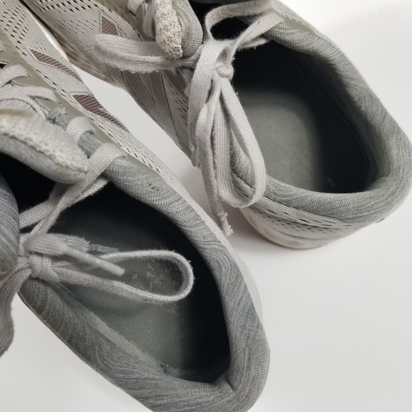 New balance - Picture 5 of 9